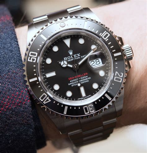 rolex 126600 vs 126660|sea dweller 126600 future value.